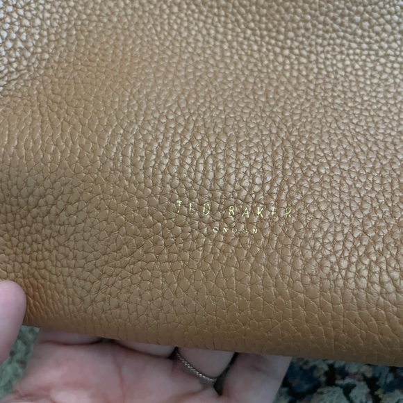 Ted Baker Tan pebbled Leather convertible crossbody / Shoulder Bag - Picture 3 of 6